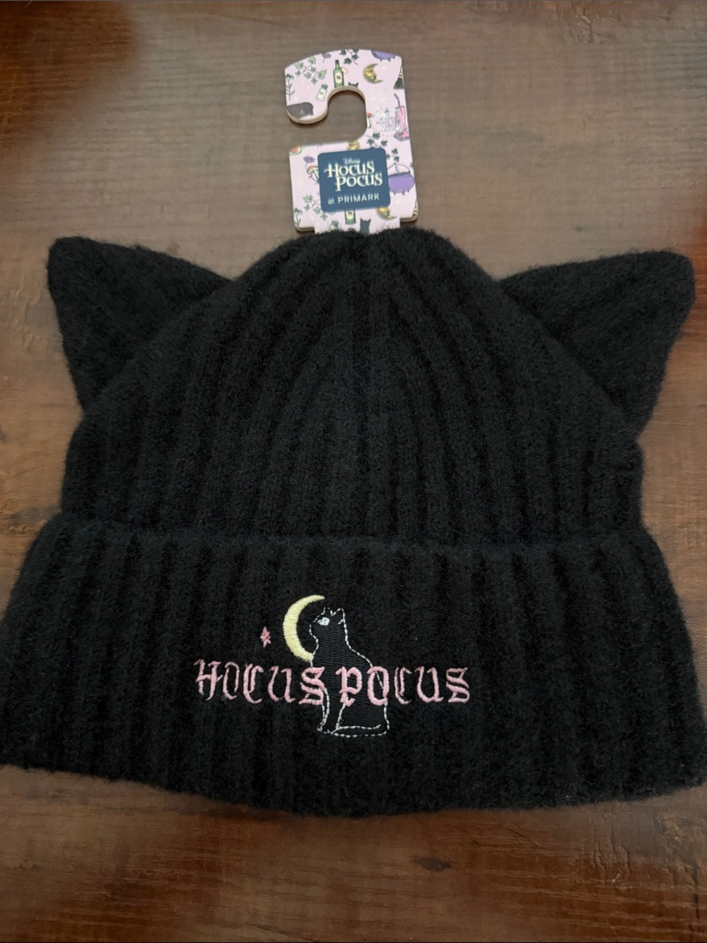 Primark x Disney Hocus Pocus Embroidered Black Cat Ear Beanie Hat